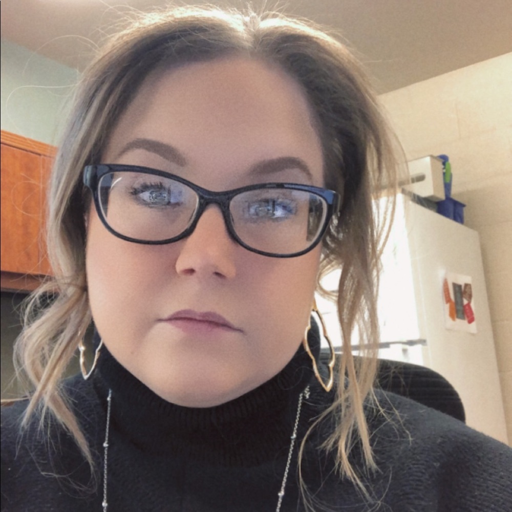 Meet your Posher, Molly